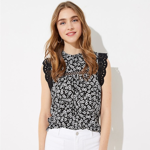 LOFT Tops - NWT FLORAL LACE TRIM SHELL